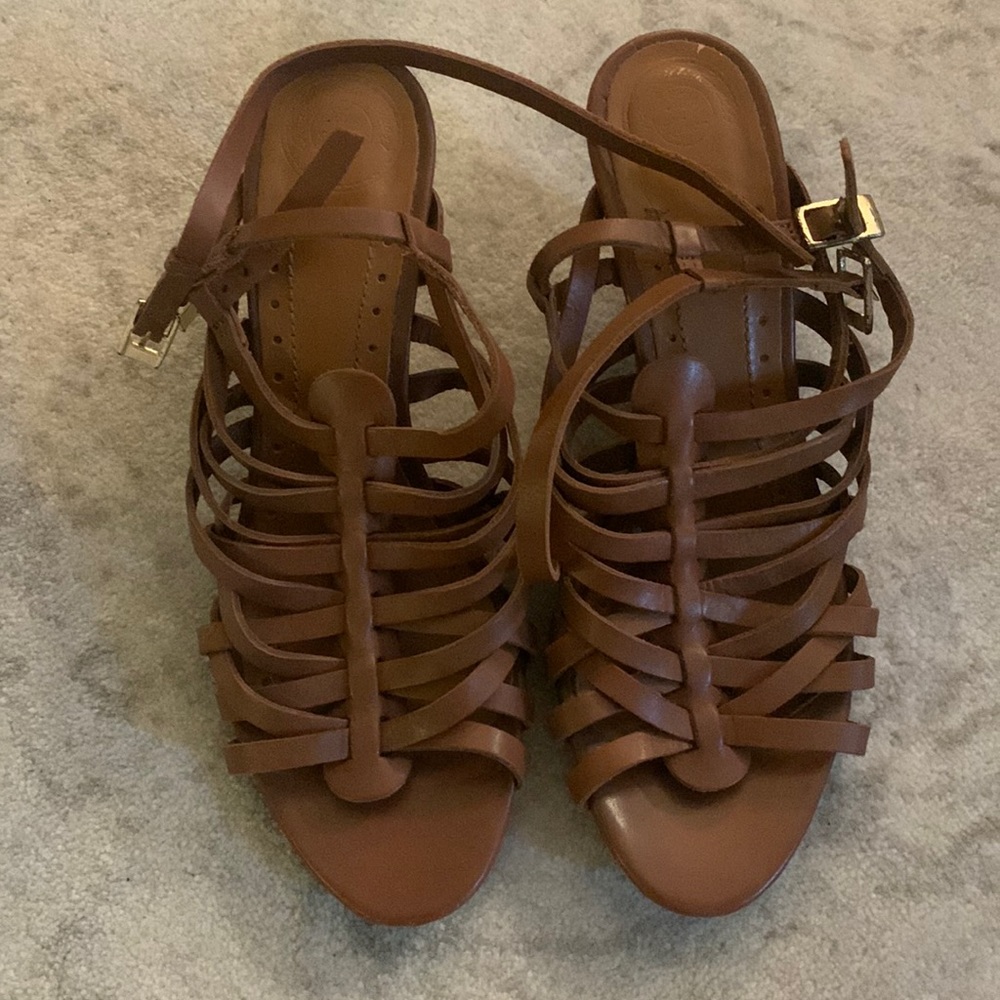 Zara tan strappy sandals camel color size 39